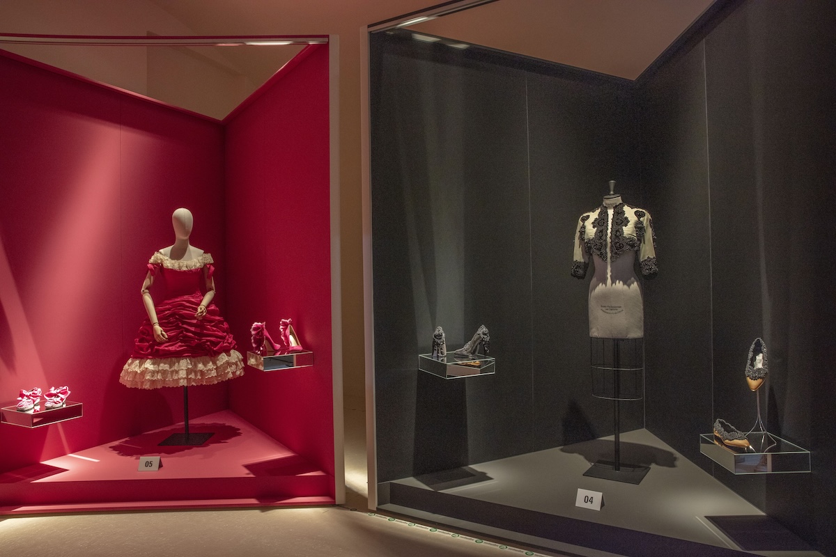 Cristo?bal Balenciaga mostra milano palazzo morando