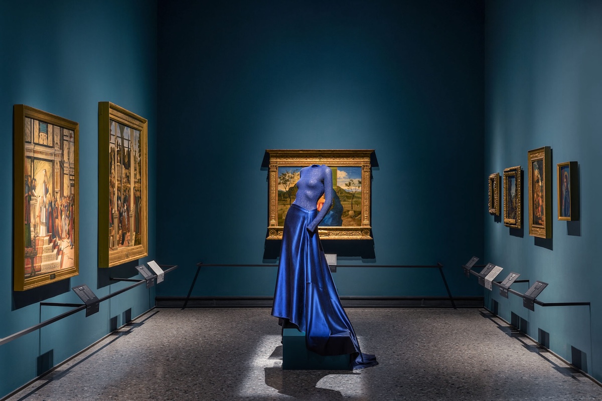 Giorgio-Armani_Milano-Per-Amore_Pinacoteca-di-Brera_photo-credit-@agnese_bedini-@melaniadallegrave-@dsl__studio