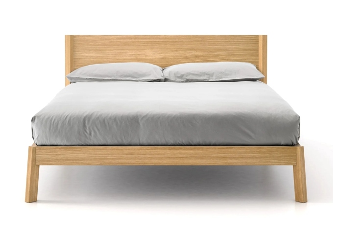 come arredare casa hygge, letto matrimoniale Breda