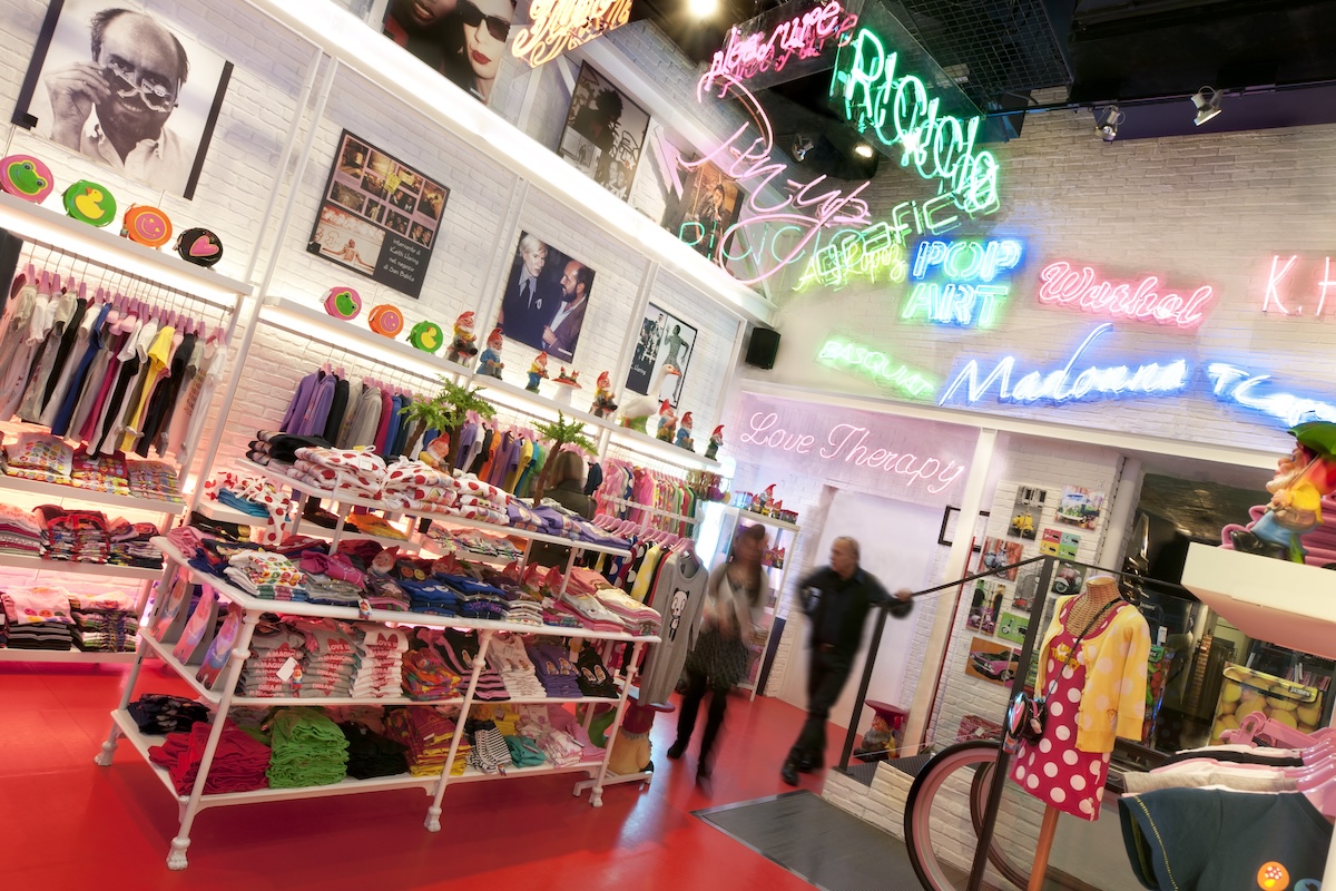 mostra Fiorucci Milano, Negozio Love Therapy
