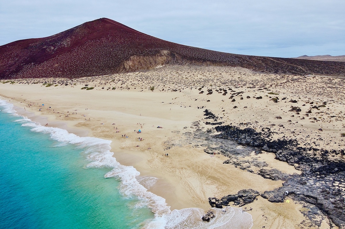 ultimo mare, La Graciosa, Isole Canarie, foto Jorge Fernandez, Unsplash