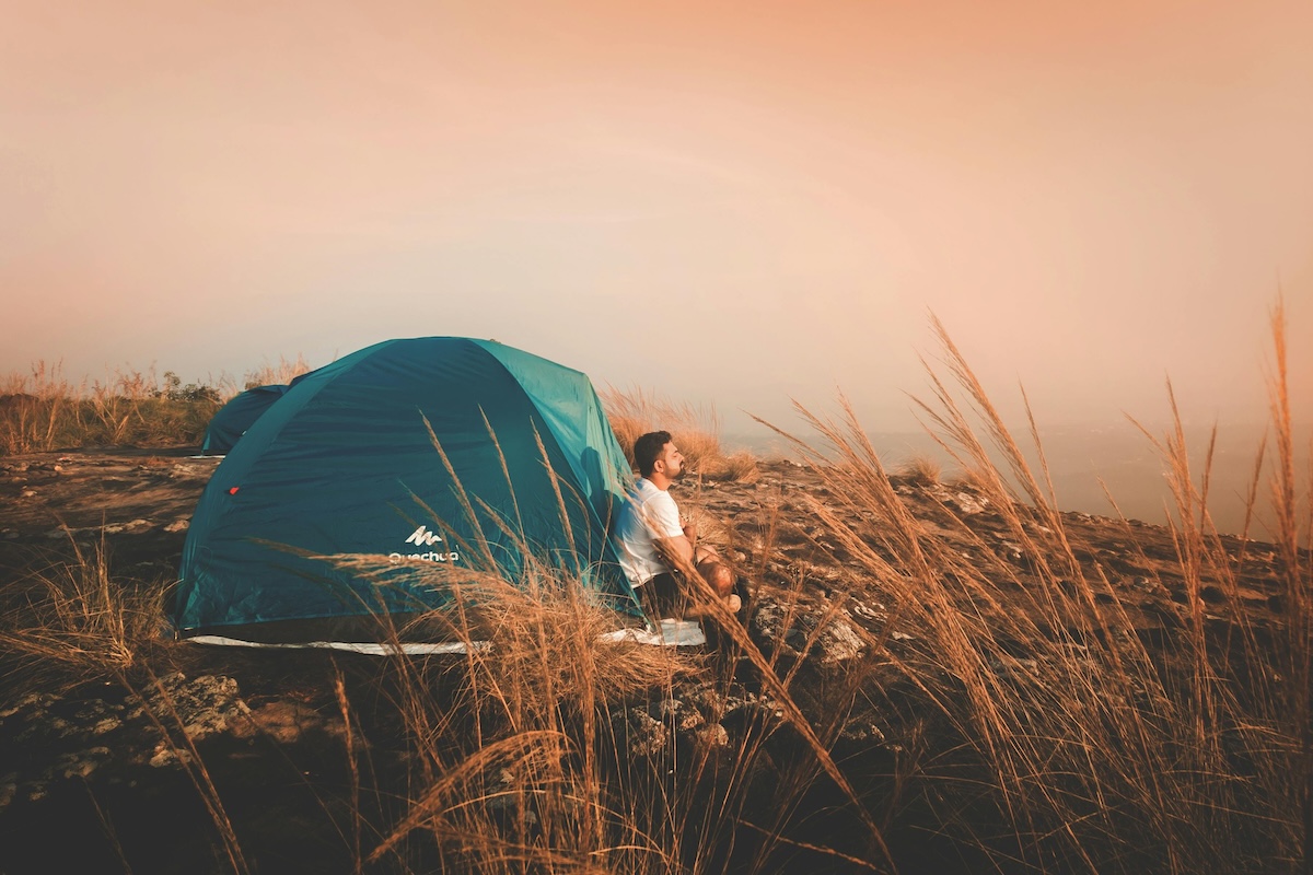 viaggiare da soli, pexels-bazil-elias