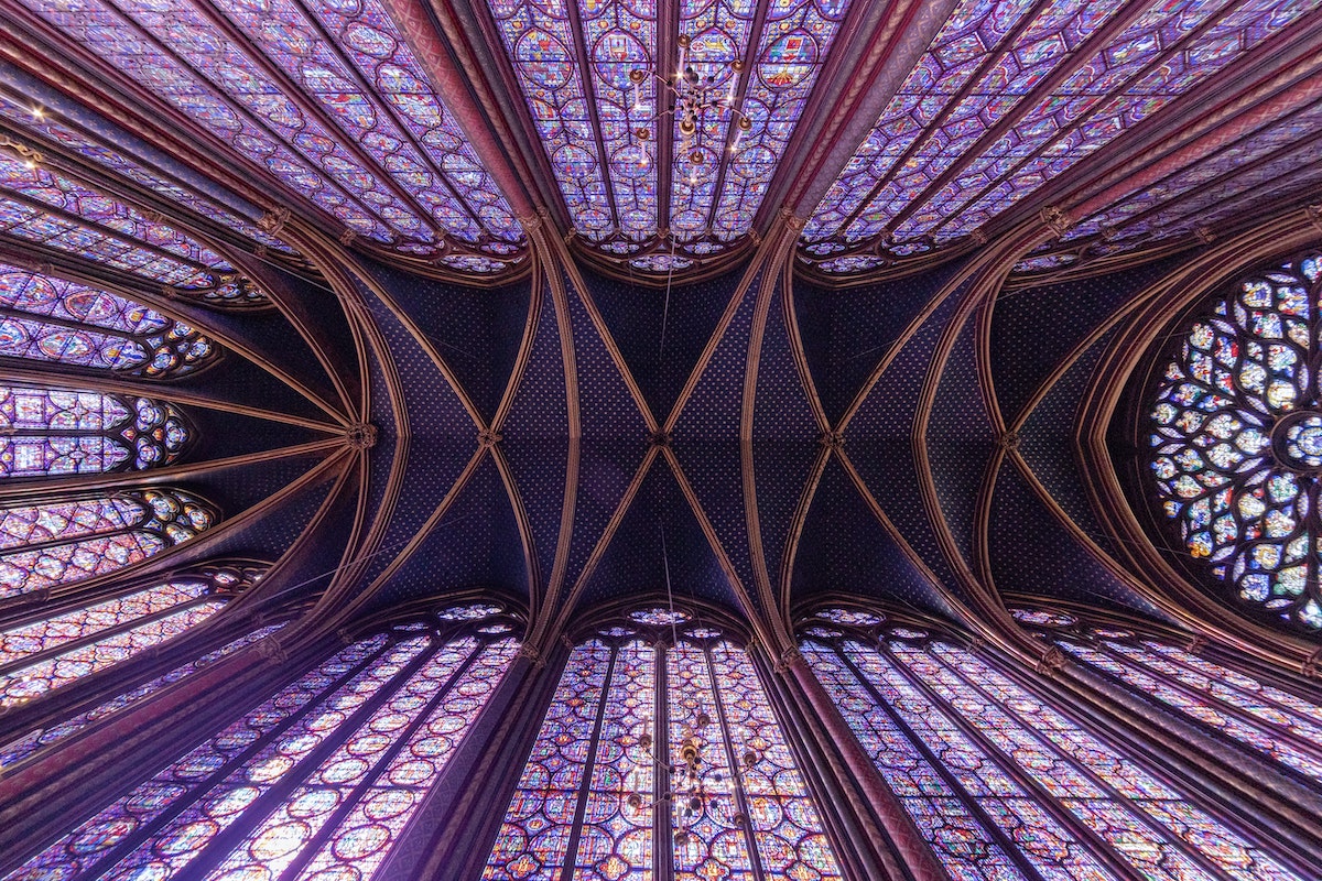 viva magenta colore 2023, viaggio parigi